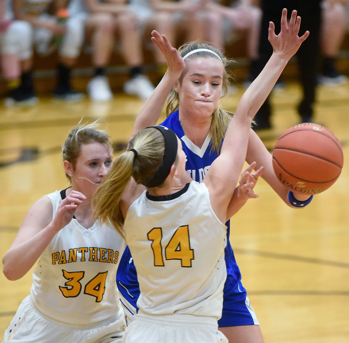 Basketball Woodbury Central at Kingsley-Pierson